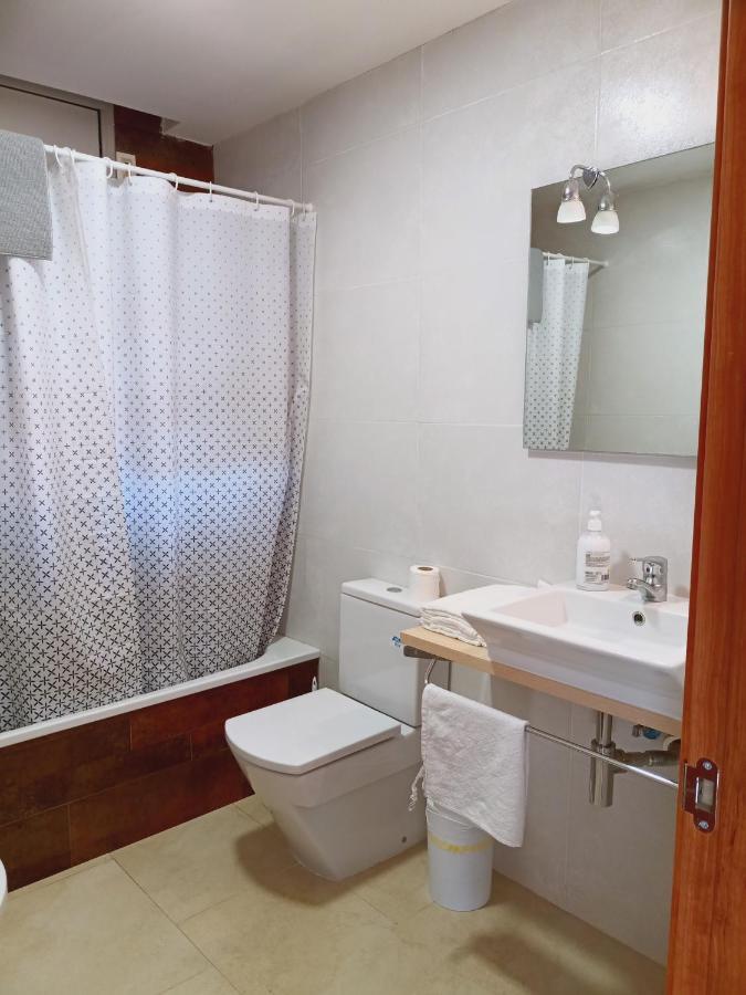 Chalet Amplio Con Jardin Y Zona Barbacoa. Reus Exterior foto